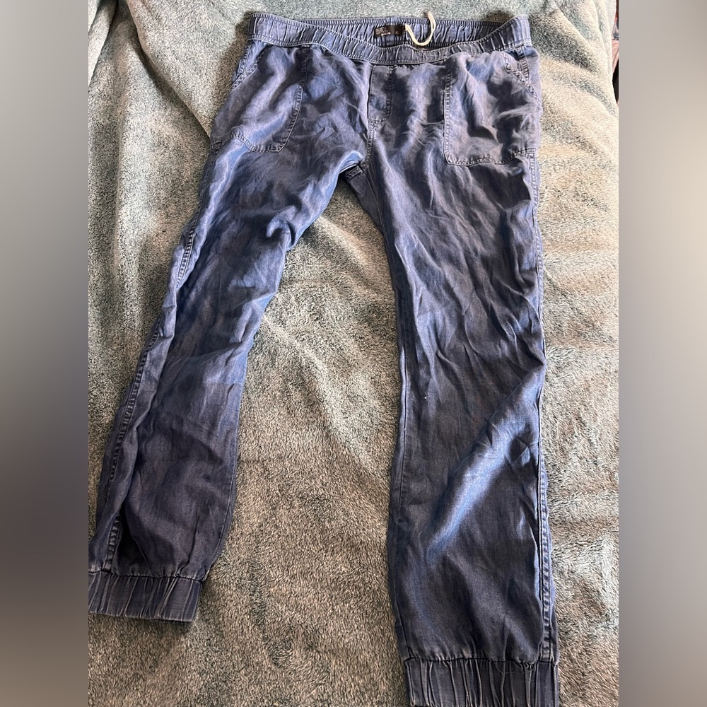 Women’s Prana joggers XL